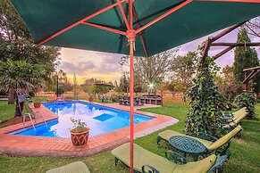 Airport Bird & Game Lodge