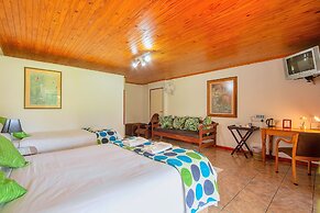 Airport Bird & Game Lodge