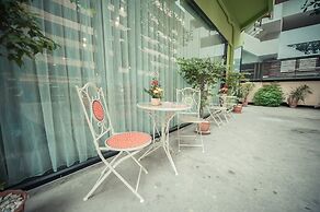 The Seasons Bangkok Huamark