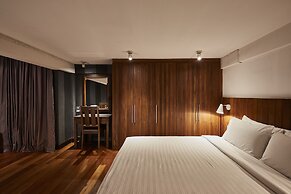Luxx at Silom