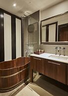 Luxx at Silom