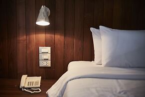 Luxx at Silom