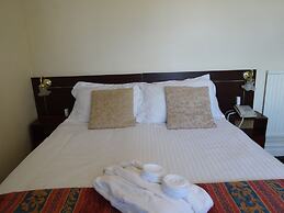 Waverley Hotel