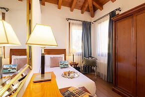 Hotel Venice Resort Airport