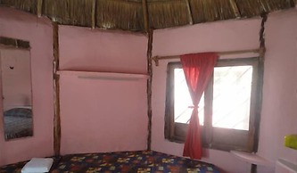 Acamaya Reef Cabanas - Caravan Park