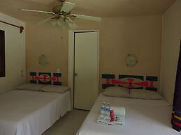 Acamaya Reef Cabanas - Caravan Park