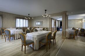 Grand Palladium Select Palace Ibiza - All Inclusive