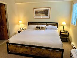 Valhalla Vacations at Whistler
