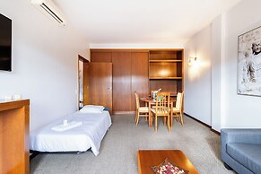 La Fontaine Hotel