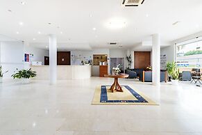 La Fontaine Hotel