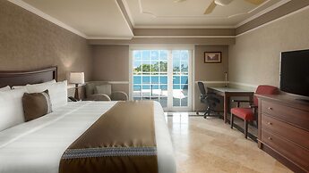 Villa Mercedes Merida, Curio Collection by Hilton