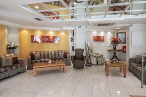 Golden City Hotel