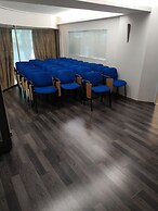 Golden City Hotel