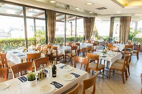 Golden City Hotel