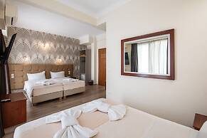 Golden City Hotel