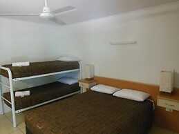 Country Road Motel