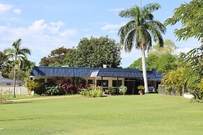Country Road Motel