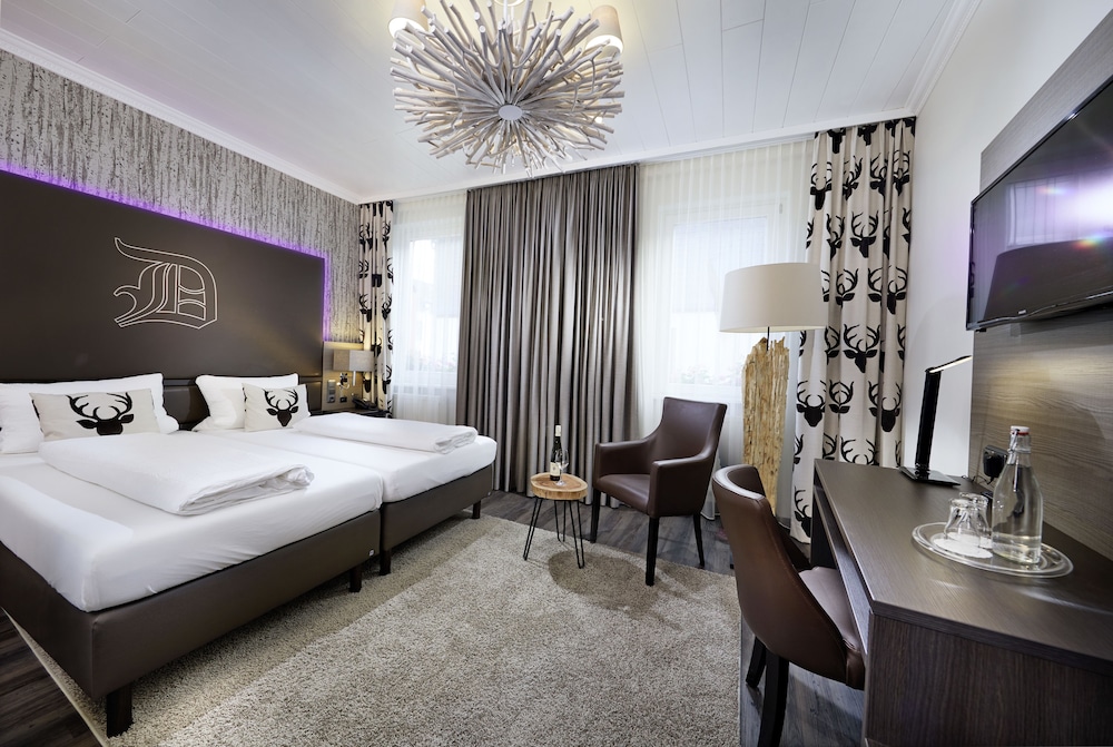 HOTEL AM MARKT