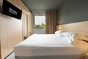 The Aries Hotel