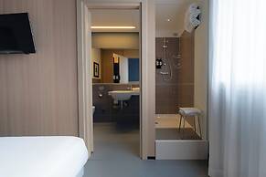 The Aries Hotel