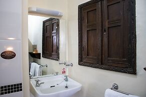 The Scole Hotel