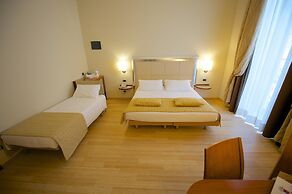 Best Western Crystal Palace Hotel