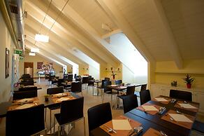 Best Western Crystal Palace Hotel