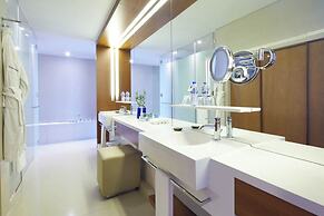 Novotel Citygate Hong Kong