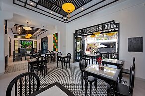 Welcome Old Town Hotel