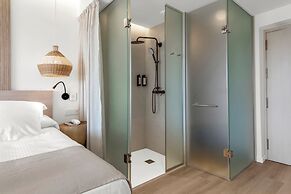 Valentin Grand Park Suite Hotel