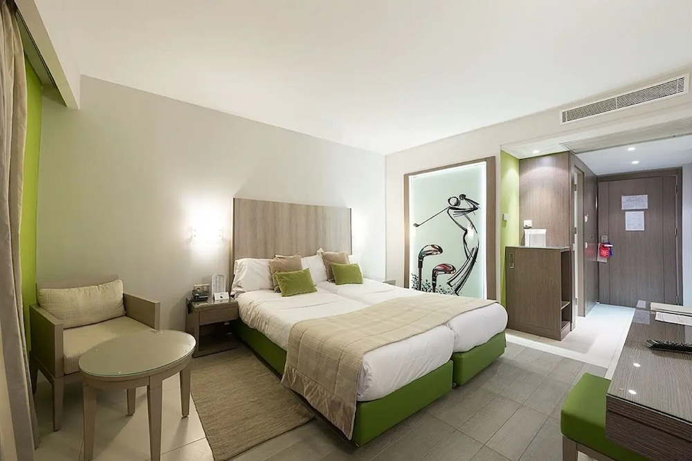 Golf Royal Hotel