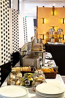 The Quadrant Hotel & Suites