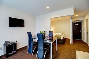 The Quadrant Hotel & Suites