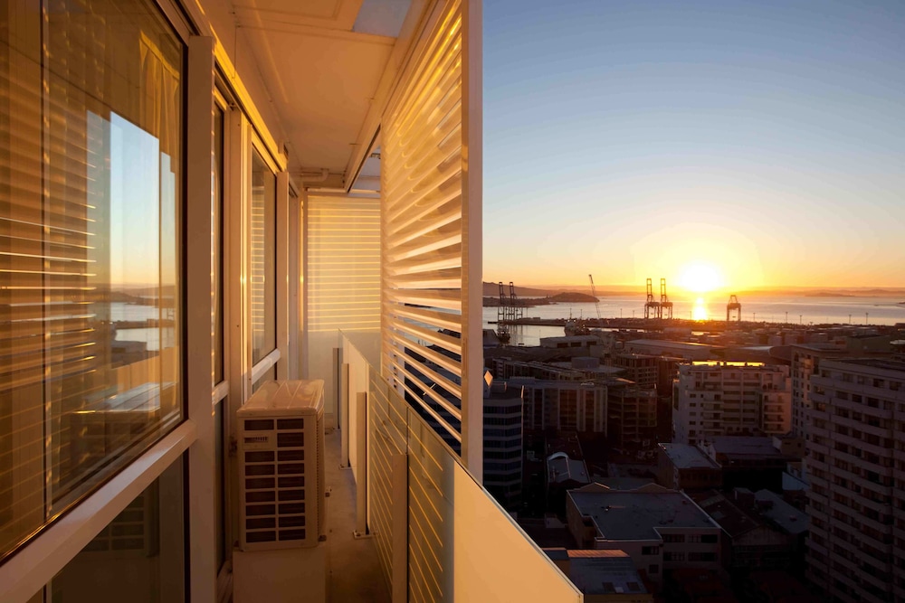 The Quadrant Hotel & Suites