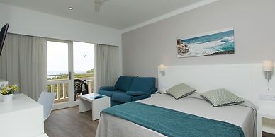 Hotel Pinos Playa