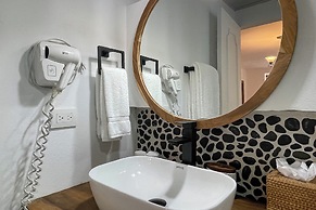 ECOTICA Boutique Hotel & Spa.