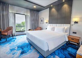 Radisson Blu Dhaka Water Garden