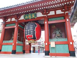the b akasaka-mitsuke