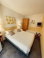 Garden Hotel