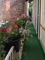 Garden Hotel