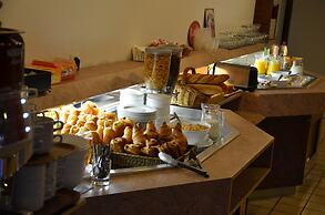 The Originals City, Hôtel Amys