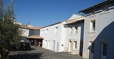 LOGIS HOTEL LE RABELAIS