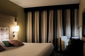 LOGIS HOTEL LE RABELAIS
