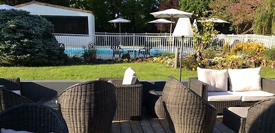 LOGIS HOTEL LE RABELAIS