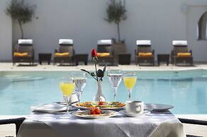 Lagos Mare Hotel