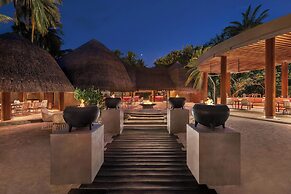 W Maldives