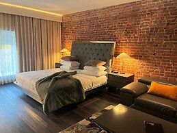 Hotel Kutuma