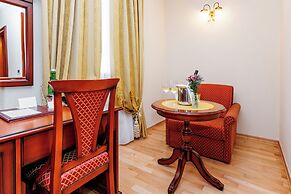 Hotel Savoy
