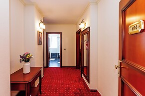Hotel Savoy