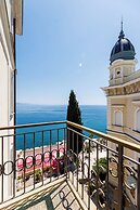 Hotel Savoy
